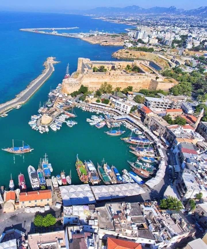 Aqua Royal Alexus Luxury Holiday Apartments Girne Exteriér fotografie